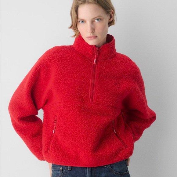 Aritzia Polartec Thermal Pro 1/2 Zip Hi-hip Sweater Size XL, Flashing Red - Picture 13 of 16